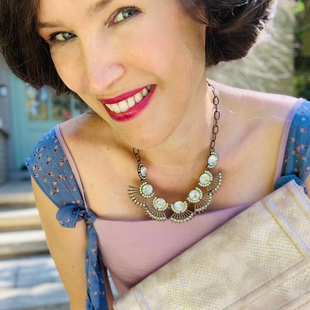 Meet your Posher, Eva